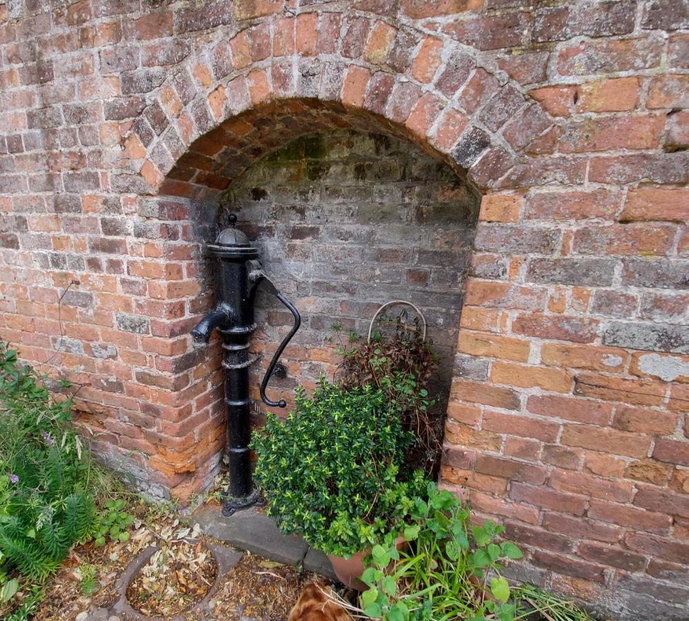 Saughall Mill Farm Cottage تشيستر المظهر الخارجي الصورة